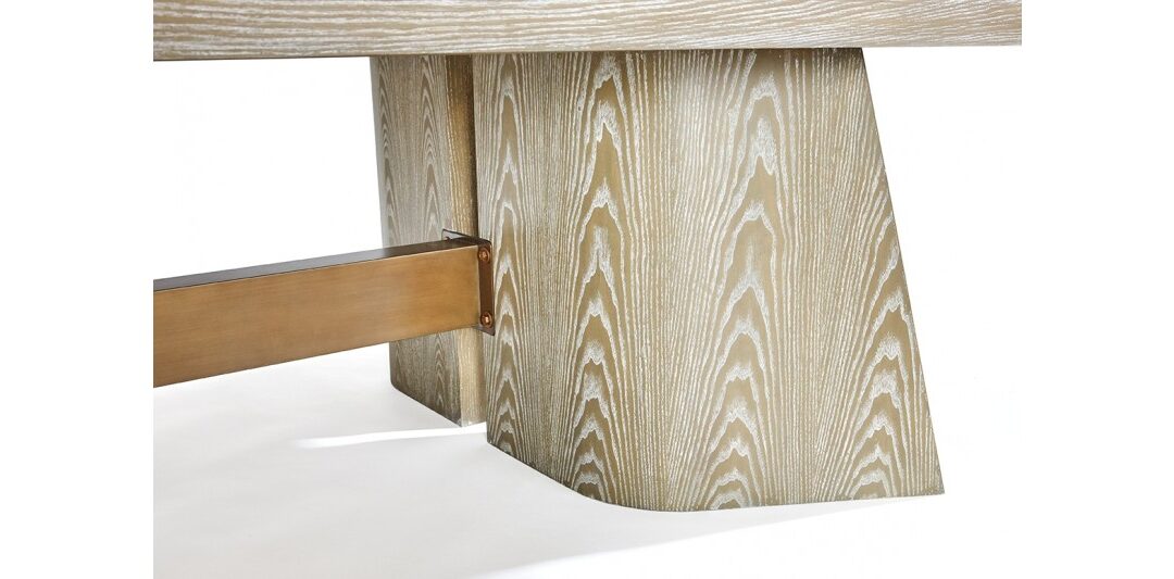 sagrada_table_detail1