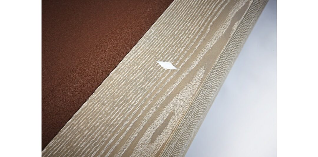 sagrada_table_detail2