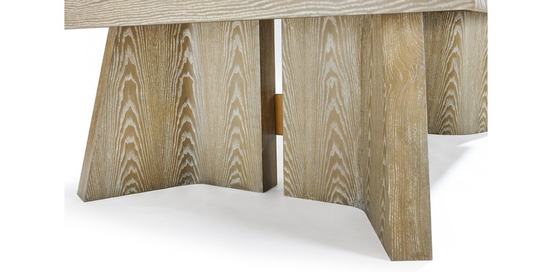 sagrada_table_detail4
