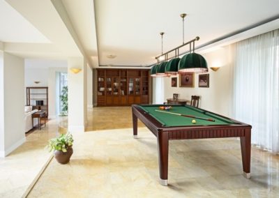 henderson_room