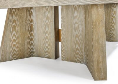 sagrada_table_detail4